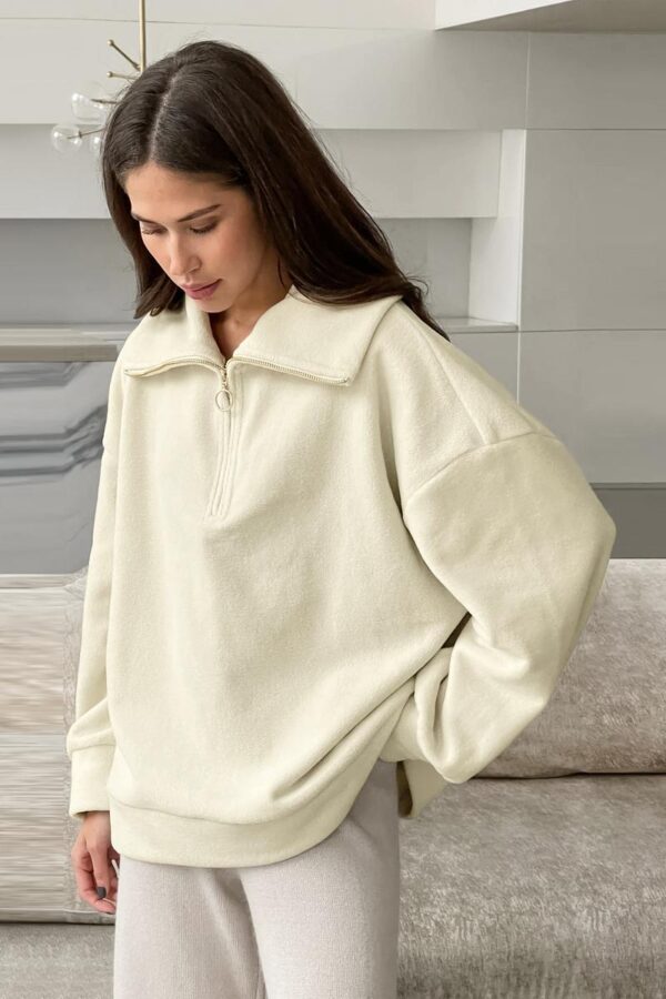 Beige Fleece Knit Pullover - Image 4